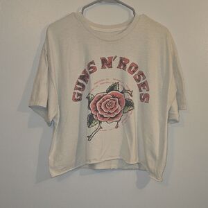 Guns N' Roses Rose Graphic Tee - Crop Top- Off-White